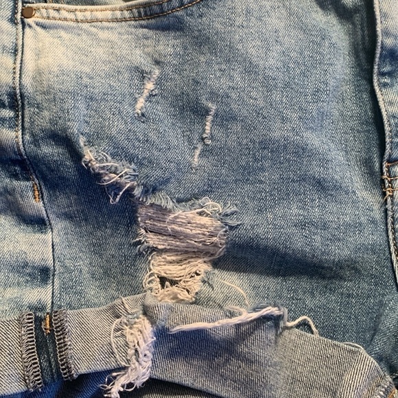 Forever 21 Distressed Denim Shorts Size 27 #329 - Picture 4 of 8